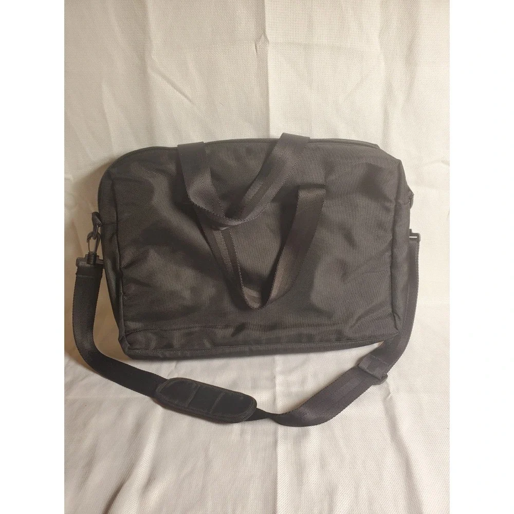 Ikelite Black Nylon Messenger Shoulder Bag 18x14x5 — Adjustable Strap | Zippered